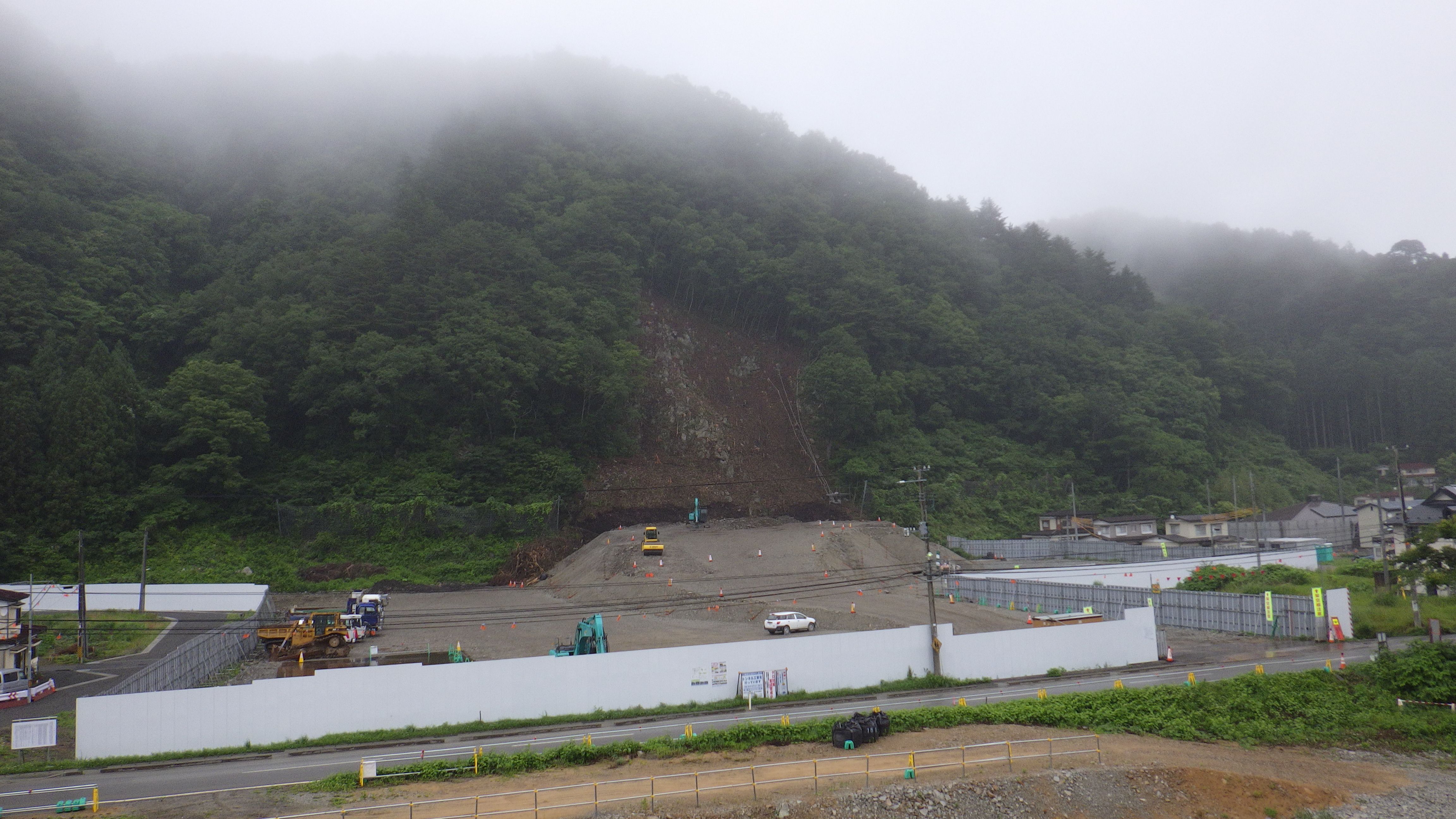 順調に盛土作業実施中！